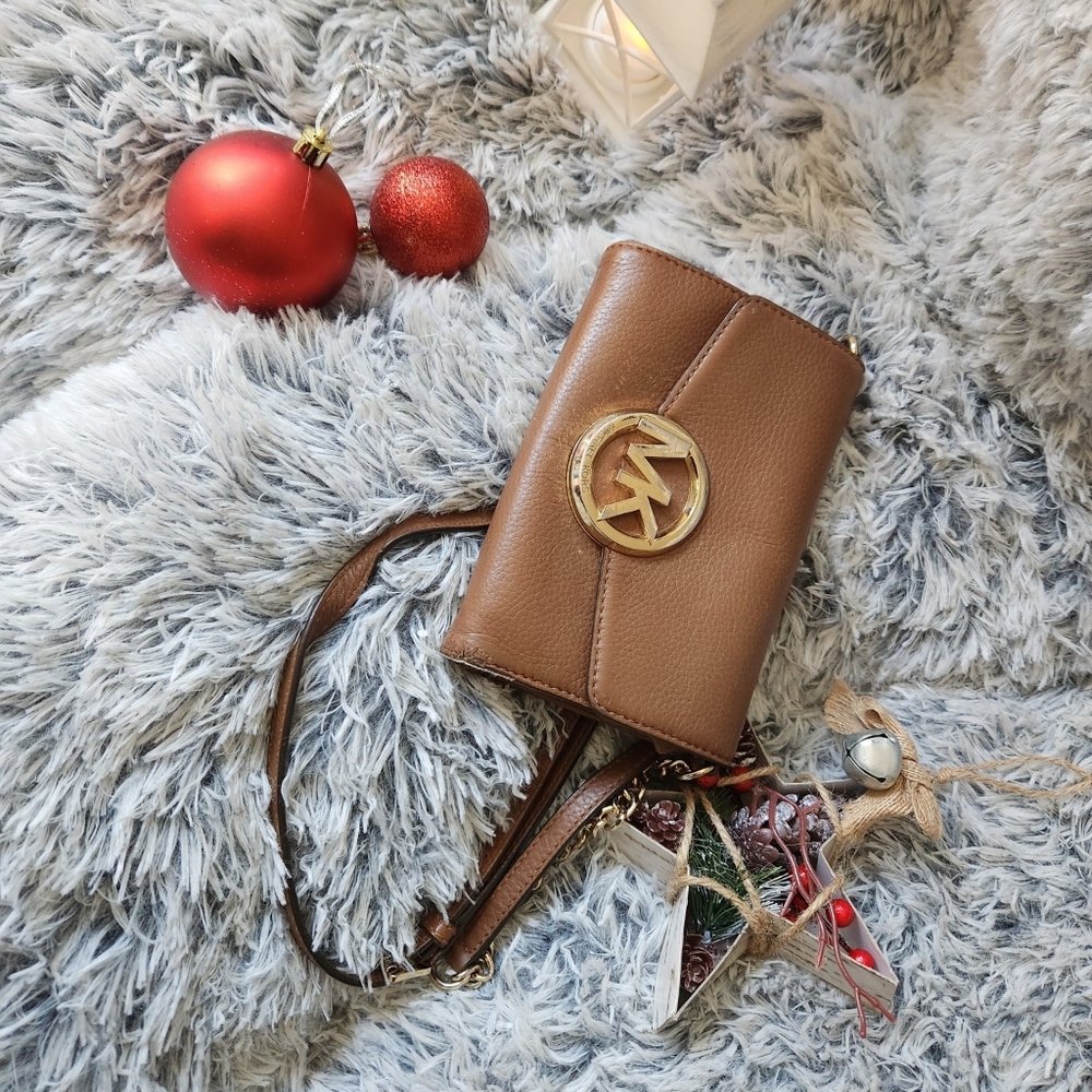Michael Kors mini brown bag, like New